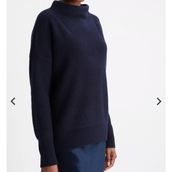 $428 Vince Plush Cashmere Funnel Neck Sweater in Coastal Blue Navy size XL - Picture 3 of 7